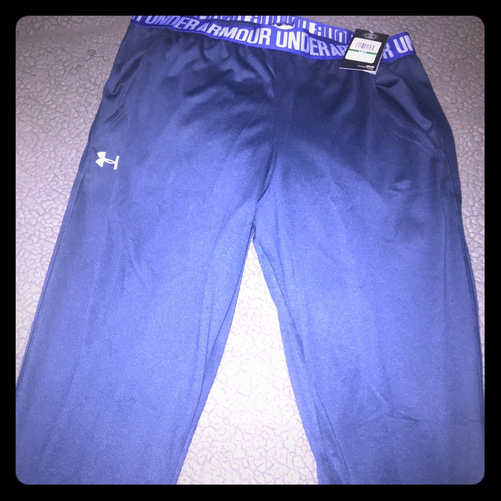 UA jogger leggings